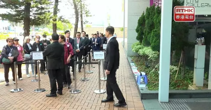 宏福苑居民稱曾目睹很多街坊被拒絕進入業主大會