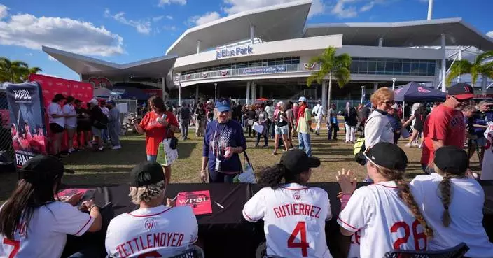 女子職棒聯盟首季開鑼前舉行示範賽 展現高水平球技