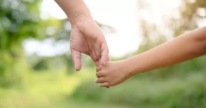 生孩後自由全無？台女呻當媽後身心俱疲 掀網民兩極熱論