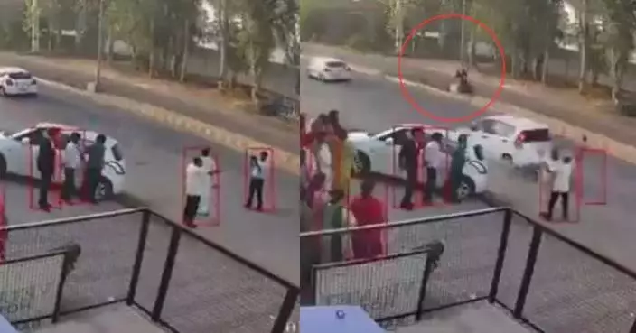 站馬路拍新娘出嫁畫面 印度攝影師遭高速行駛車輛撞飛10米遠傷重不治