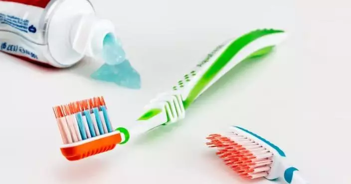 家庭刷牙習慣暗藏健康隱憂 護理師揭牙刷共置與共用牙膏恐增感染風險