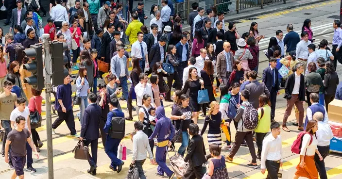 本港最新失業率跌0.1%至3.7% 住宿服務業跌幅明顯 反映旅遊相關服務業復甦