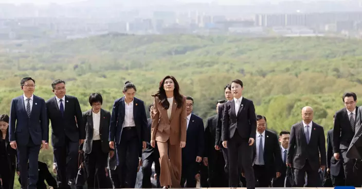 鄭麗文拜謁中山陵時演説激動哽咽 憶孫中山與台灣