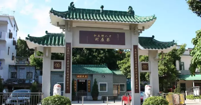 元朗蔡屋村空地三文治機突起火 警列作縱火案調查