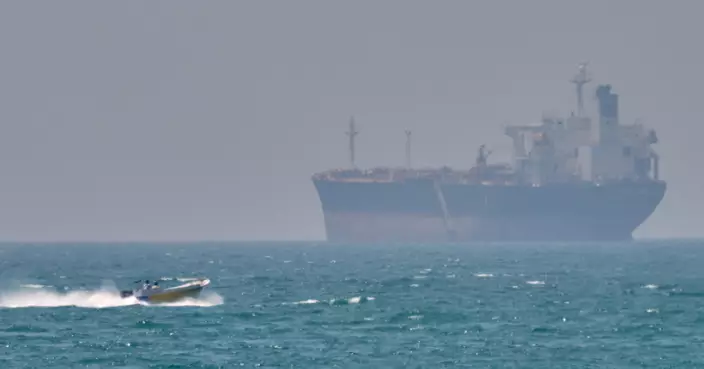 中東局勢｜一油輸一貨櫃船霍爾木茲海峽附近遇襲 疑為伊斯蘭革命衛隊所為