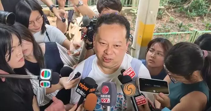 大埔火災 | 宏新閣居民返家執拾稱單位情況不太差 憂換樓亦無錢裝修盼政府支援