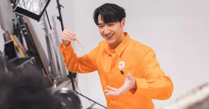 唱作男神馮允謙化身「J PORK KING」苦練日文拍廣告 Jay Fung自認宅男最愛四出「搵食」