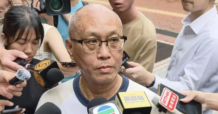 大埔火災｜太太捨命救5人 宏泰閣葉先生將帶花上樓 「叫她走，不要留了」