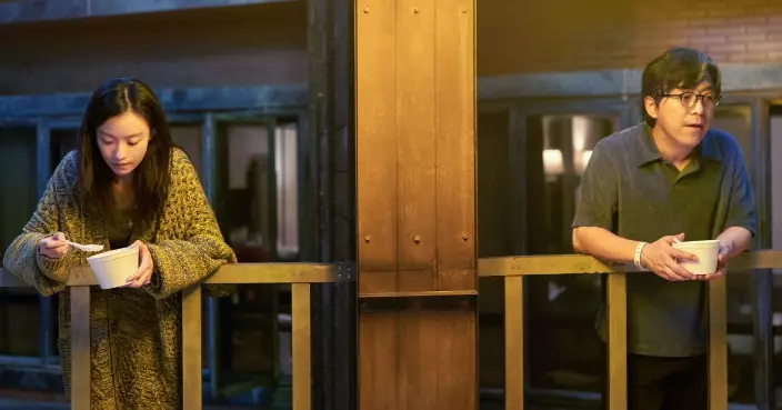 《一個男人和一個女人》黃渤倪妮銀幕驚喜首搭 港版海報氛圍感十足引發觀眾期待