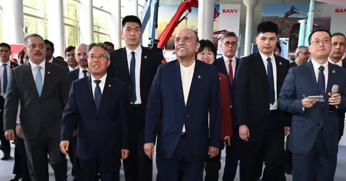 巴基斯坦總統扎爾達裏正訪華 中國外交部﹕願構建更緊密中巴命運共同體