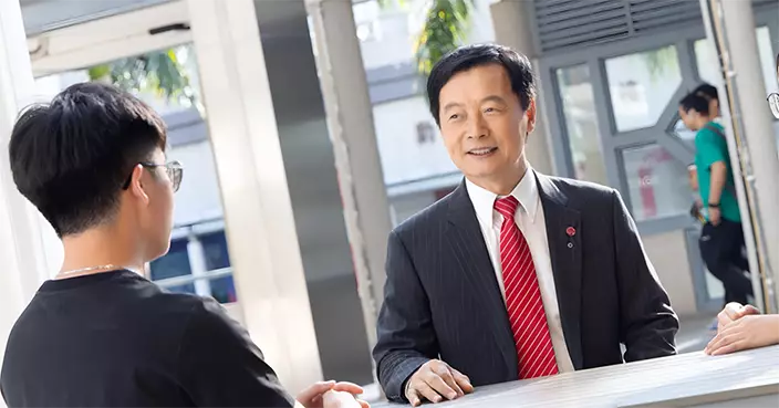 嶺大校長秦泗釗國際期刊發文：AI推動高教數智轉型 教學重心轉向提問驗證與倫理