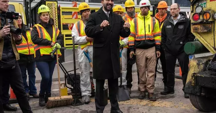 紐約市長曼達尼上任百日展明星魅力 施政獲讚揚