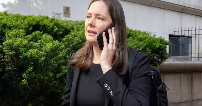 科米女兒遭解僱案 法官裁定應由聯邦法院審理