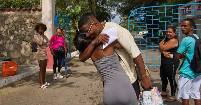 古巴逾二千囚犯獲釋 監獄外與家人溫馨重聚