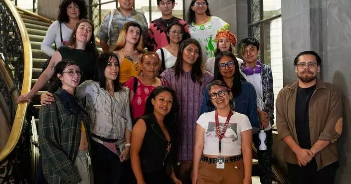 墨西哥跨性別織工以傳統技藝反抗性別規範 助性小眾獲能見度