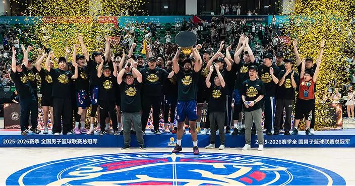 香港金牛主場啟德體藝館5000球迷見證 NBL總決賽橫掃上海玄鳥成就三連霸