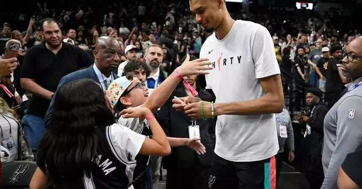 維克多雲班耶馬全票當選NBA最佳防守球員 創最年輕紀錄