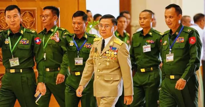 緬甸軍方領袖敏昂萊宣誓就任總統