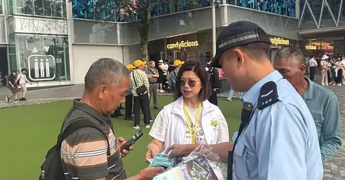 民航處聯同警方山頂宣傳小型無人機令 提醒限制飛行區規定 違例最高可判監2年罰款10萬