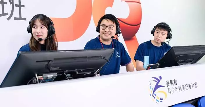 賽馬會青少年體育記者計劃「講」籃新秀班 學員參與甲一籃球直播評述