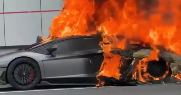 廣州林寶堅尼街頭自燃陷火海 途人憂爆炸急呼遠離 車身熏黑嚴重損毀