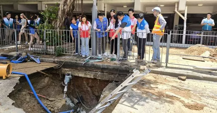 葵盛圍爆水管 陳穎欣聯同區議員促水務署加快搶修 爭取傍晚恢復供水
