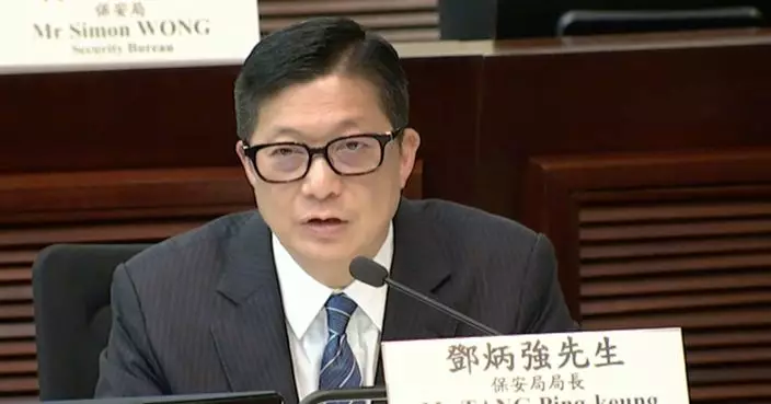 鄧炳強稱正研發新一代999報案系統 市民可輸入文字及發相片求助