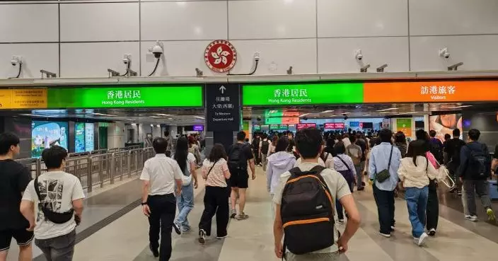 入境處：黃金周首三日累計逾71萬人次內地旅客訪港