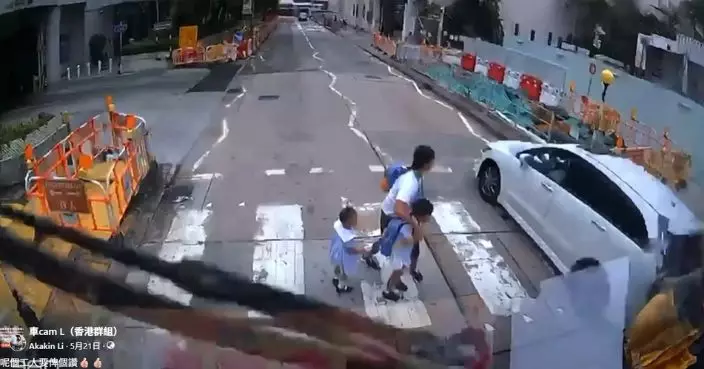 私家車逆線險撞斑馬線上幼童　外傭機警拉住少主救一命　警拘涉危駕46歲司機