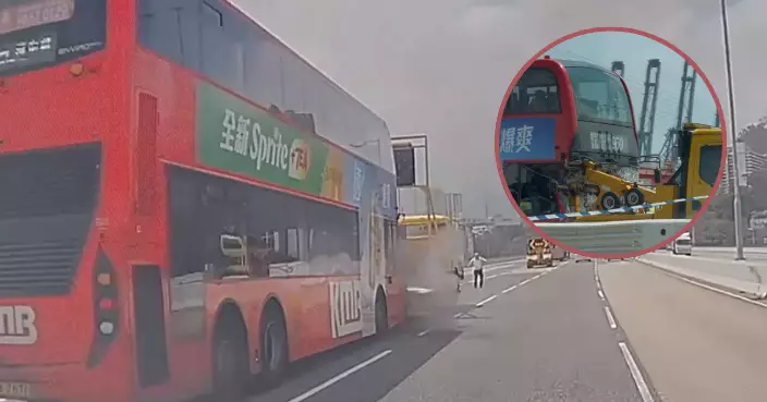 巴士青葵公路撞兩工程車 20多人輕傷司機一度被困
