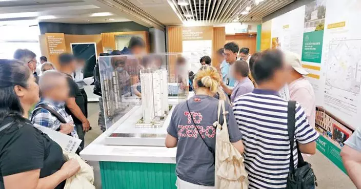 大埔火災｜宏志閣「睇樓團」助了解可選擇項目　有業主冀另置新居及早改善生活