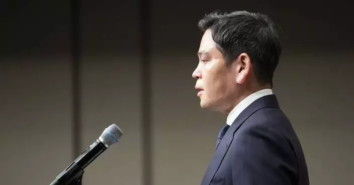 南韓星巴克宣傳活動惹爭議 總裁鄭溶鎮二度鞠躬致歉