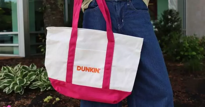 Dunkin’慶祝全國冬甩日 免費冬甩及聯乘系列回歸