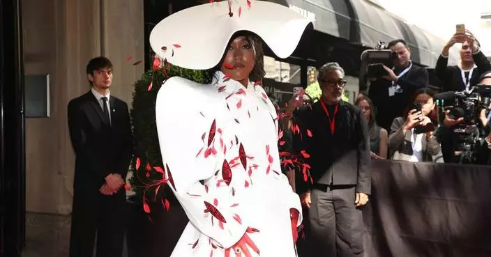 Met Gala紅毯變藝術展 眾星演繹「時尚即藝術」主題