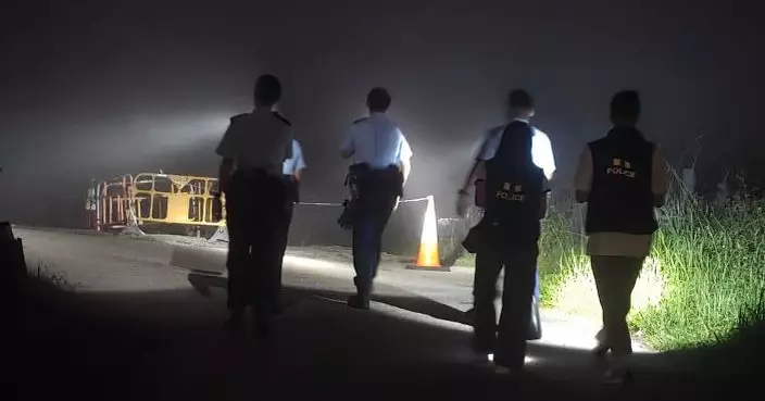 警飛鵝山一帶反毒品無人機高空巡邏　設路障截查可疑車輛人士