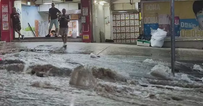油塘高超道爆鹹水管 水務署搶修中 沖廁水不受影響