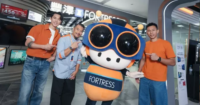 「至Dope教父」Brian豐澤宣傳片曬Rap功 「準人夫」邱士縉買電器睇Alina頭