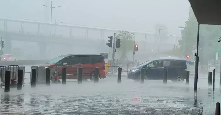 6小時內黑雨兩連發 1998年以來首次