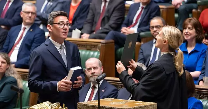 貝安德宣誓就任英國下議院議員　獲施卓添表態支持角逐英揆
