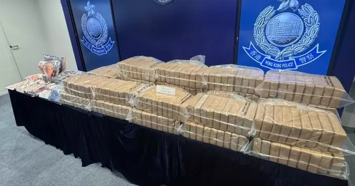 警香港仔避風塘搗破遊艇毒倉檢1.8億元可卡因 拘2男1女包括販毒集團主腦