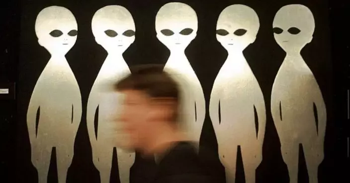 五角大樓再公開UFO文件  記錄目擊「薯仔」懸浮天空、神秘發光球體等