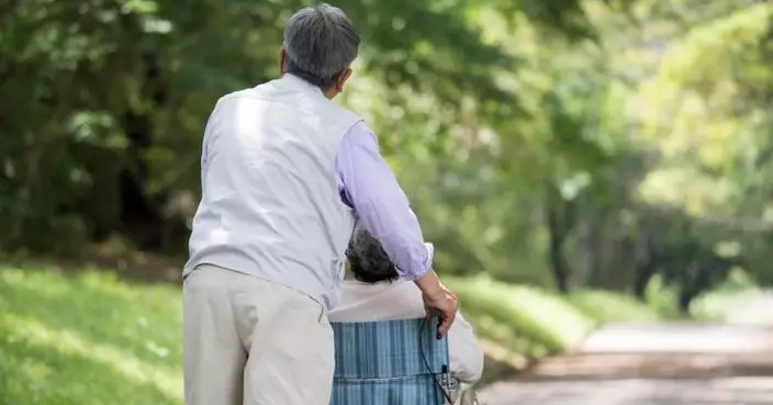 孫玉菡:探討擴大識別範圍 支援80歲以下有照顧需要「青老」