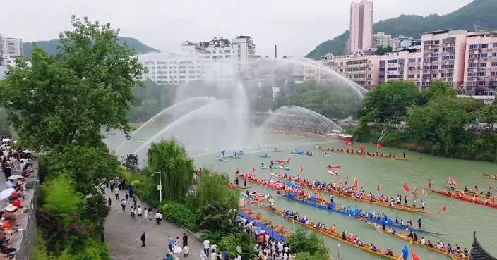 貴州銅仁龍舟巡遊啟動 提早慶祝端午節