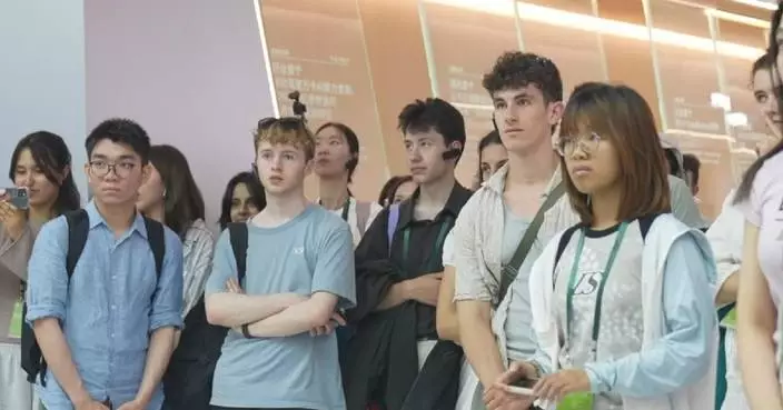 中英學生廣州智能工廠探討未來城市面貌