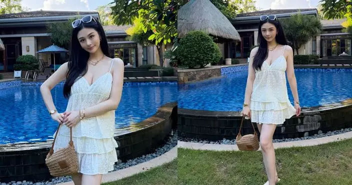 沈月三亞晒吊帶裙事業線 媽咪邱淑貞親自操刀
