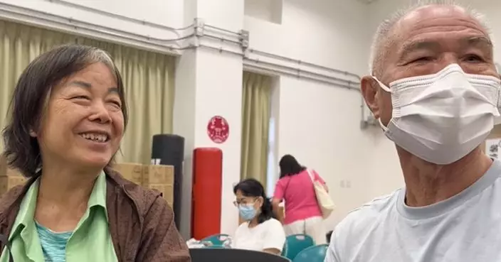 宏福苑業主簽買賣協議展笑顏 ：下個目標揀樓！何永賢稱長遠居住安排再邁進一步