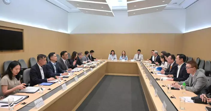 民政事務總署聯同消防處與業界會議後 優化酒店賓館提供防煙頭套落實安排