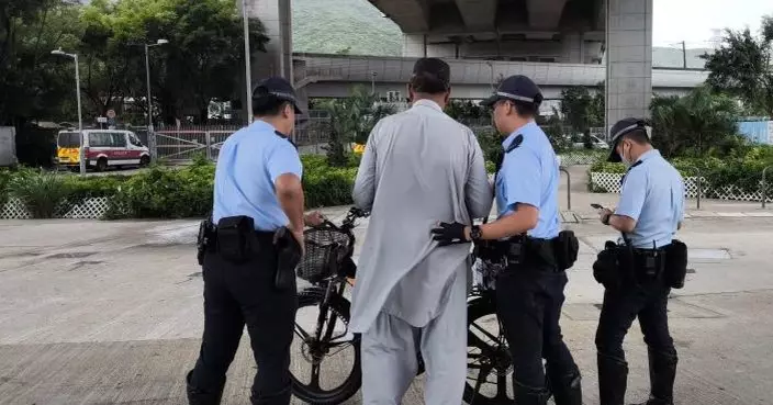 屯門警區嚴打非法電動可移動工具　首推8種非華語宣傳橫額加強社區普法