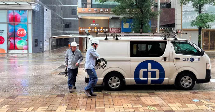 中電風後全速進行巡查維修及復電工作