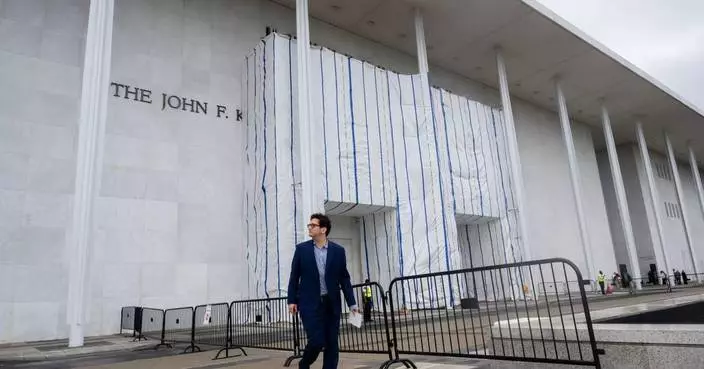 法官拒絕恢復特朗普名字至甘迺迪中心 董事局上訴期間維持原判